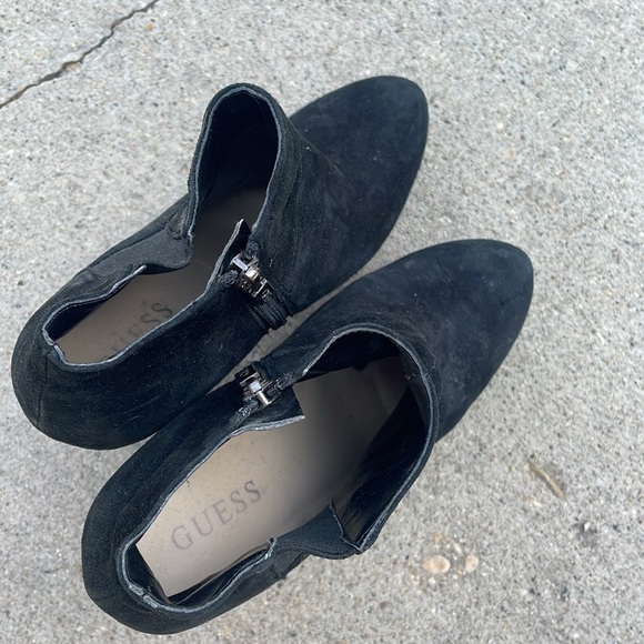 Black guess boots - Picture 2 of 3